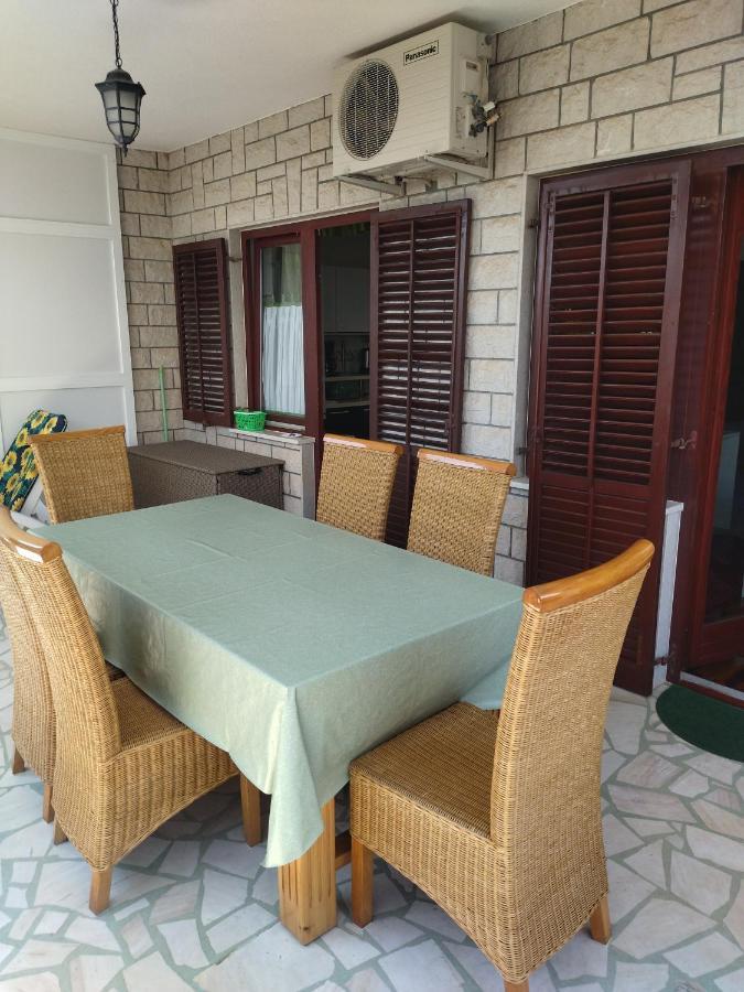 Zelena Oaza Apartment Novigrad Istria Eksteriør billede